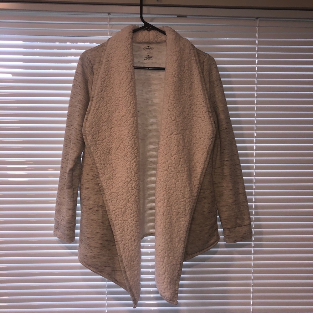 St. Johns Bay Active sweater SZ:Med